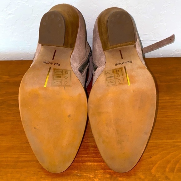 Dolce Vita Ankle Boot - Picture 3 of 11